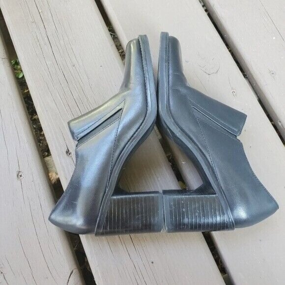 Vintage 90s y2k Square Toe Chunky Heel Black Leather Heeled Loafer Low Booties 7 - Picture 3 of 9